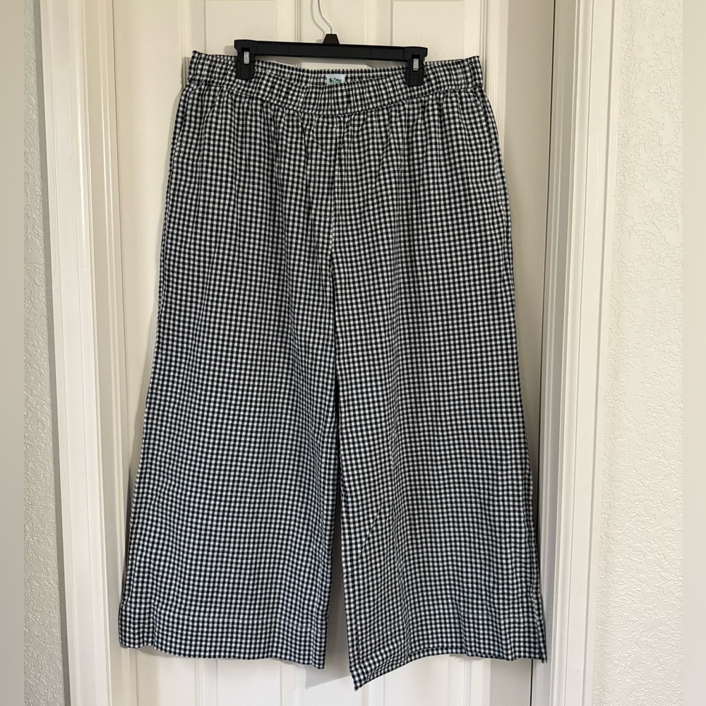 Shiny By Nature black gingham wide-leg pants